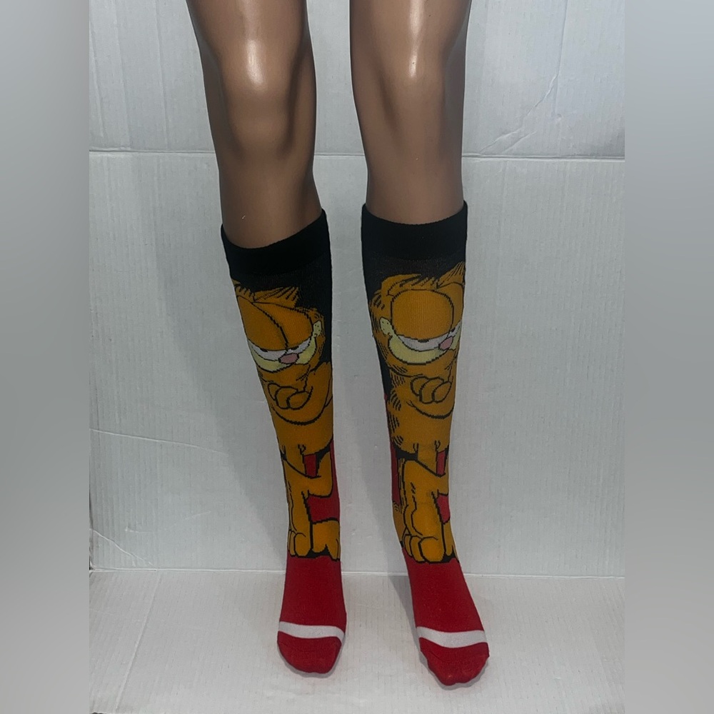 #25 Garfield Cartoon Socks - Black and Orange - Picture 3 of 4